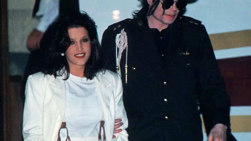 Michael Jackson and wife Lisa Marie Presley tied the knot in 1994 before divorcing in 1996.
AFP via Getty Images / Getty Images