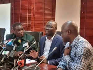 Minority opposes EC justifications on new CI for voter registration
