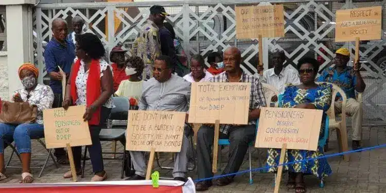 Government to pay outstanding bond payments in two days