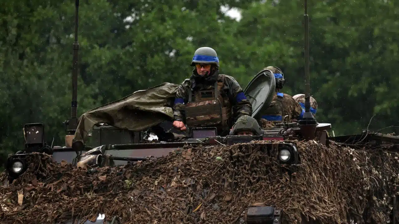 Russian reports acknowledge Ukrainian forces are advancing in fierce combat