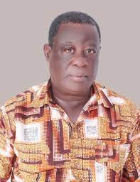 Furious Road Minister makes illegal miners clean road mud