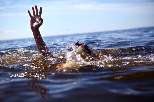 Primary student drowns while swimming with friends
