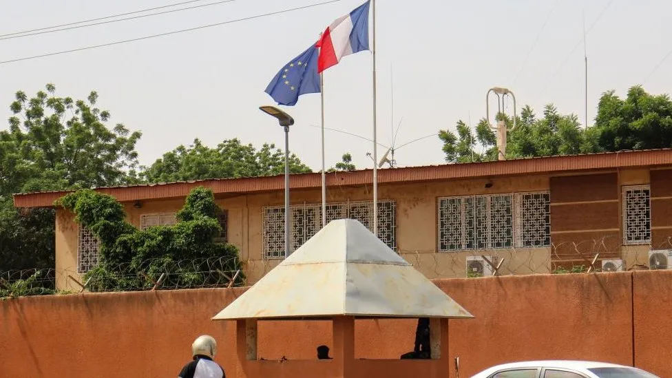 Diplomatic tensions escalate as France shuts Niger Embassy amidst dispute with military junta