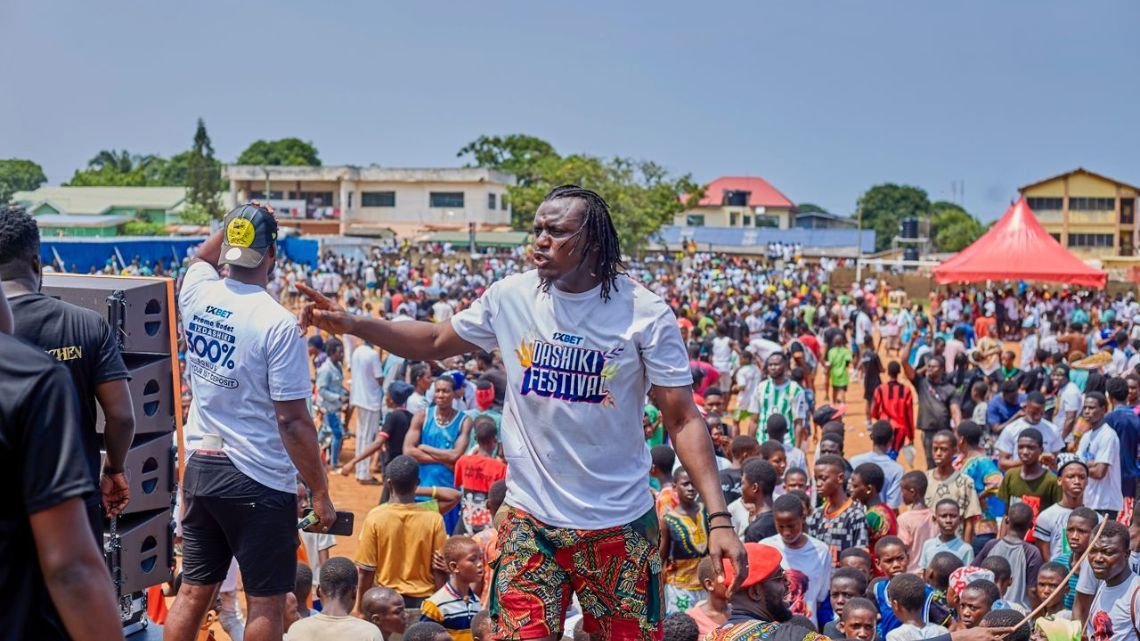 Thousands flock to Mjthecomedian’s 8th 1xbet Dashiki Festival