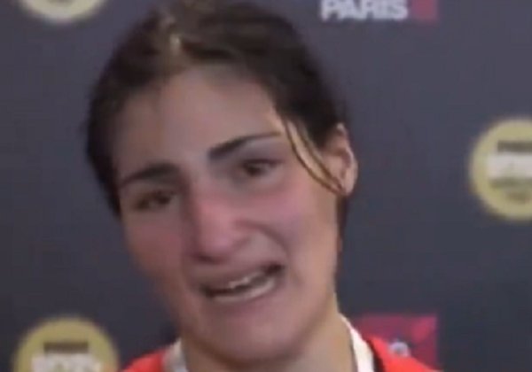 “I couldn’t fight anymore” – Tearful female boxer Carini who quit a match against ‘transgender’ boxer