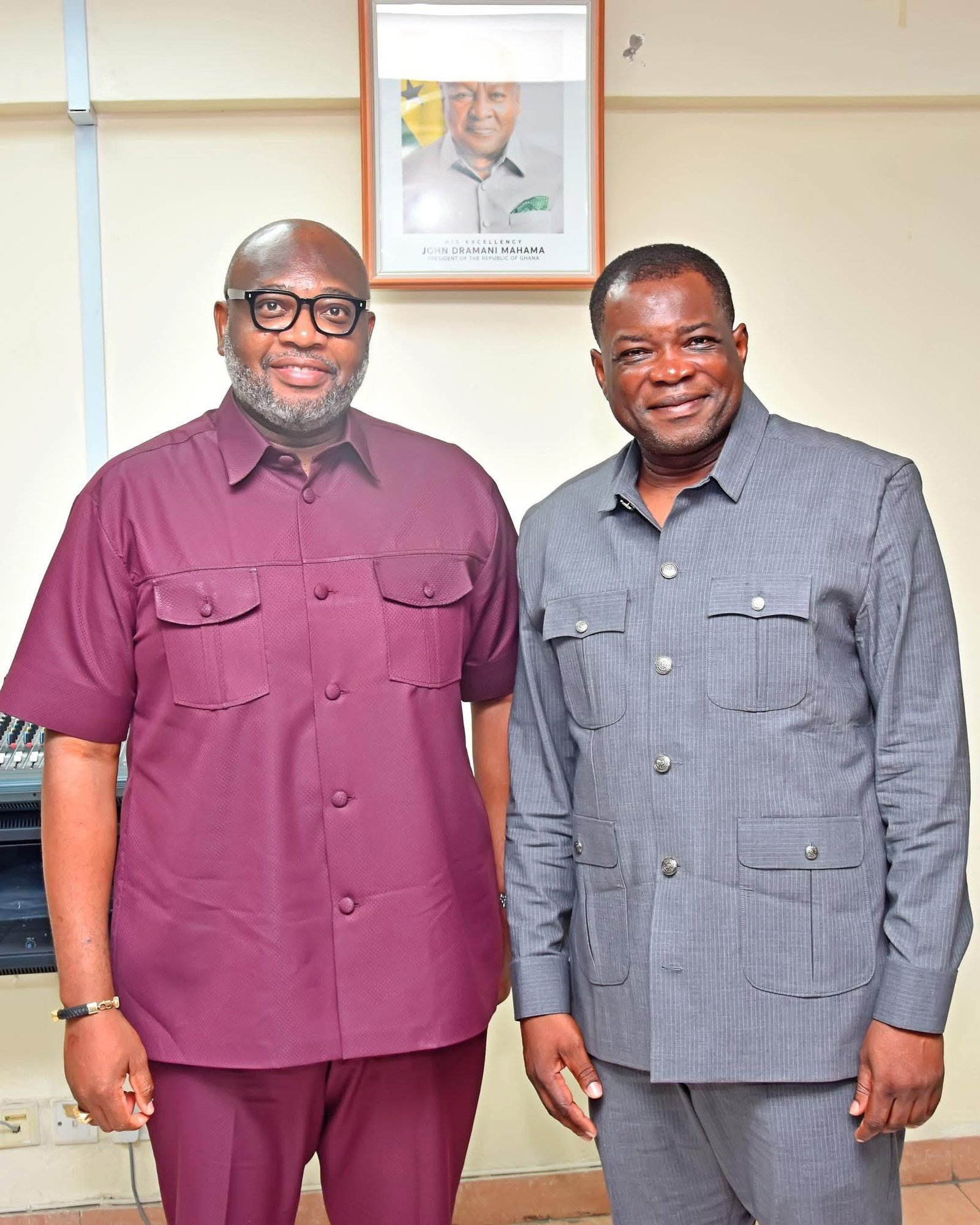 Roads Minister, COCOBOD CEO engage to address funding stalled cocoa roads projects