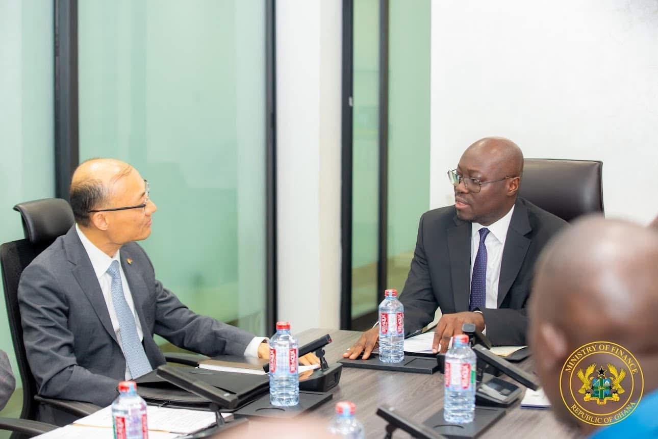 Finance Minister, Chinese Ambassador hold discussion on deepening bilateral cooperation
